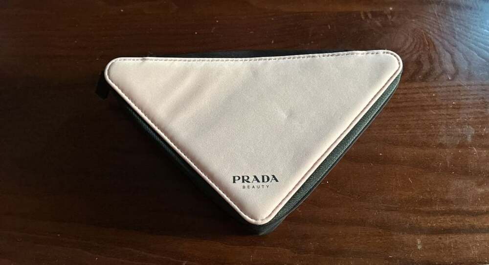 Prada Beauty Paradoxe Pouch Pink Triangle Cosmetic Case-NWOT-Blush pink